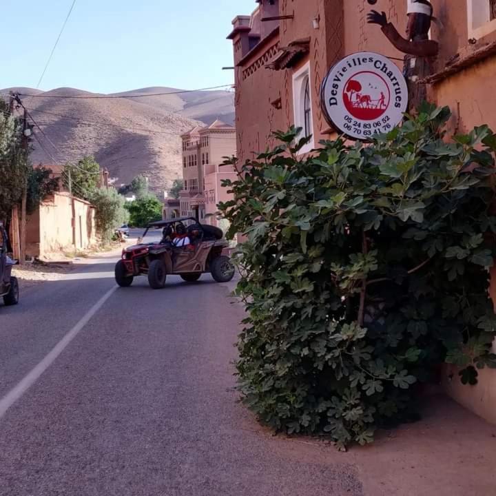 维勒查鲁利亚德旅馆 Boumalne 外观 照片